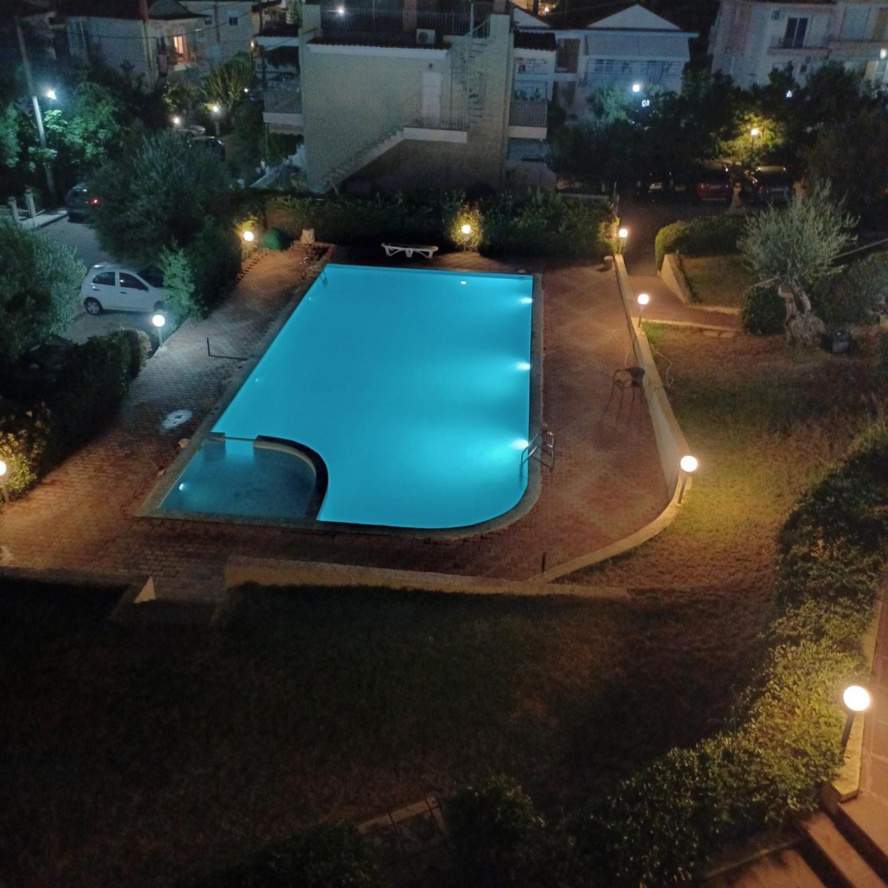 Gerakini 2Br Apt With Shared Pool Ngoại thất bức ảnh